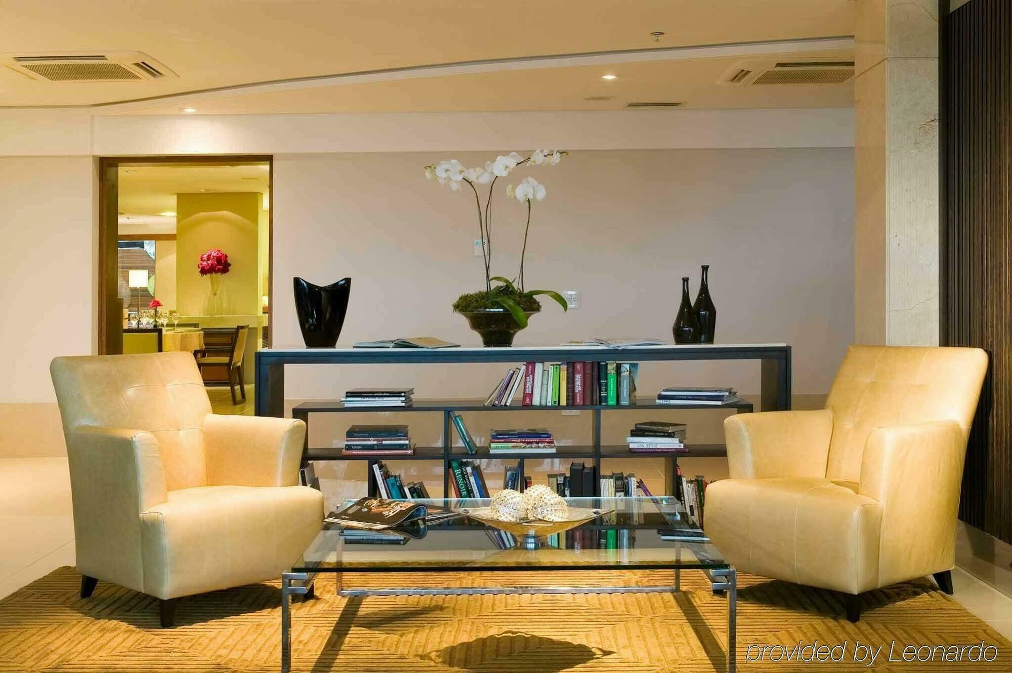 Novotel 4*