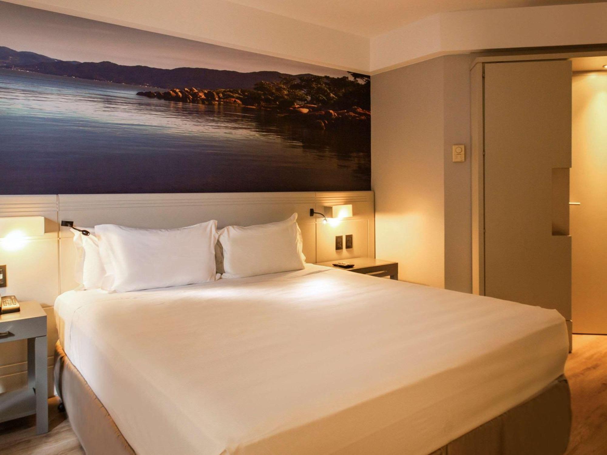 Novotel Hotel